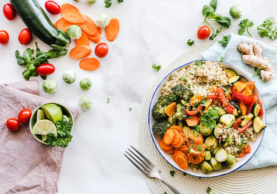 Ayurveda सलाह देता है तंदुरस्त रहने के लिए Dinner में ये स्वस्थ भोजन का सेवन करें Ayurveda सलाह देता है तंदुरस्त रहने के लिए Dinner में ये स्वस्थ भोजन का सेवन करें