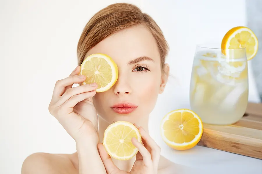 Lemon juice की मदद से आसानी से अपने चेहरे के काले धब्बे हटाइए, जानिए घरेलू उपाय | Remove Dark Spots On Face Lemon juice की मदद से आसानी से अपने चेहरे के काले धब्बे हटाइए, जानिए घरेलू उपाय | Remove Dark Spots On Face