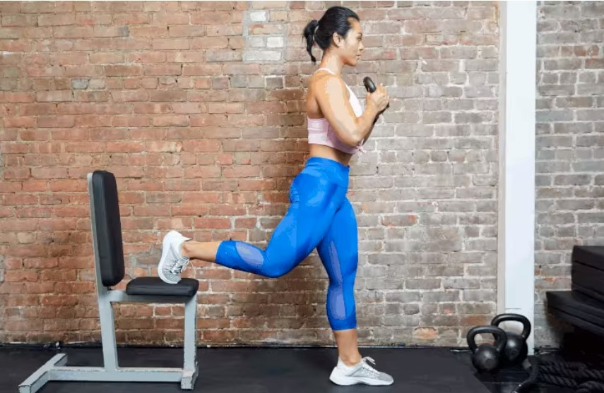 How to Do a Bulgarian Split Squat: Proper Form, Variations, and Common Mistakes How to Do a Bulgarian Split Squat: Proper Form, Variations, and Common Mistakes